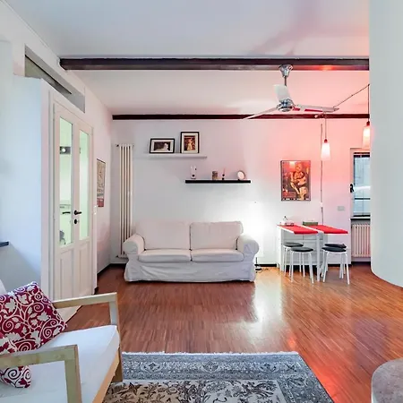 Lovely Flat De Castilla 7 Apartament Mediolan