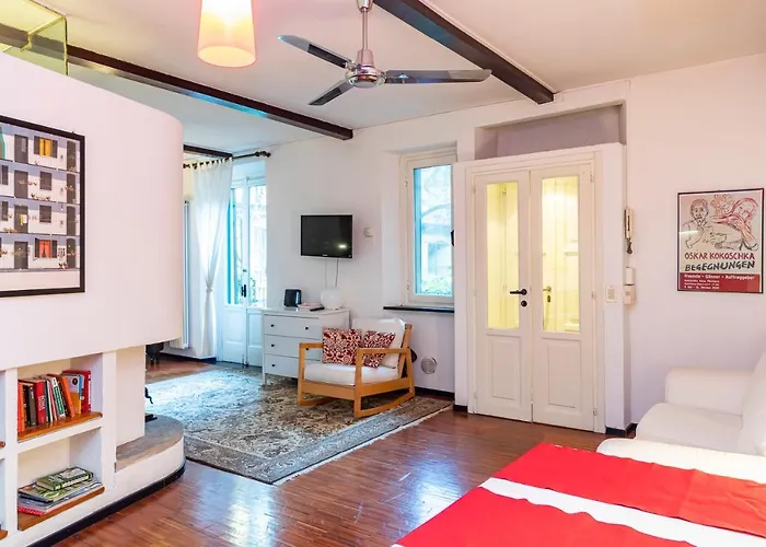Lovely Flat De Castilla 7 아파트 밀라노